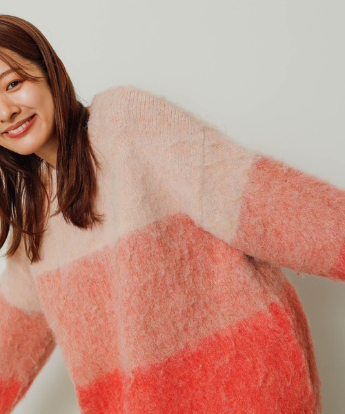 SENSE OF PLACE by URBAN RESEARCH（センスオブプレイスバイアーバンリサーチ）の「グラデーションボーダーセーター（ニット/セーター・レディース・レッド系その他/ブルー系その他/グレー系その他・ONE）」の17枚目の写真