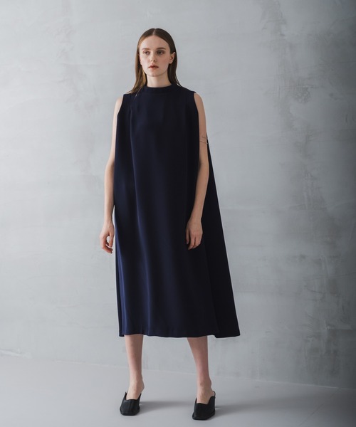 WHYTO.（ホワイト）の「「WHYTO./ホワイト」タックフレアドレス（ワンピース・レディース・ネイビー/ブラック・38/36）」の3枚目の写真