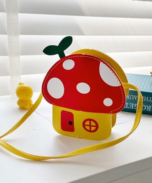 aimoha（アイモハ）の「【aimoha-KIDS-】子供服　キノコ小銭入りminiショルダーバッグ（ショルダーバッグ・キッズ・レッド/イエロー/グリーン/ピンク/ブルー・FREE）」の5枚目の写真