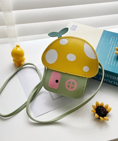 aimoha（アイモハ）の「【aimoha-KIDS-】子供服　キノコ小銭入りminiショルダーバッグ（ショルダーバッグ・キッズ・レッド/イエロー/グリーン/ピンク/ブルー・FREE）」の3枚目の写真