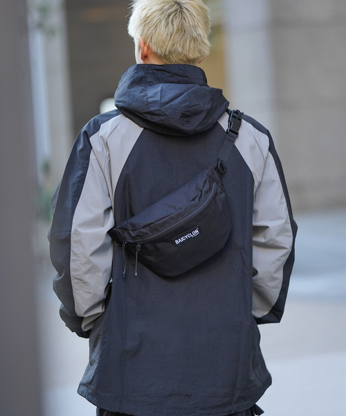 JOINT WORKS（ジョイントワークス）の「【BAICYCLON by bagjack / バイシクロン バイ バッグジャック】 WAIST BAG（ボディバッグ/ウエストポーチ・メンズ・ブラック・FREE）」の4枚目の写真