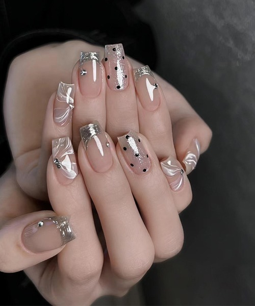 CERCA(チェルカ)の「LUON/【貼るだけ簡単】トレンドネイルチップ(ネイルシール/ネイルチップ・レディース・その他5/その他6/その他7/その他8/その他9/その他10/その他1/その他2/その他3/その他4・FREE)」の8枚目の写真