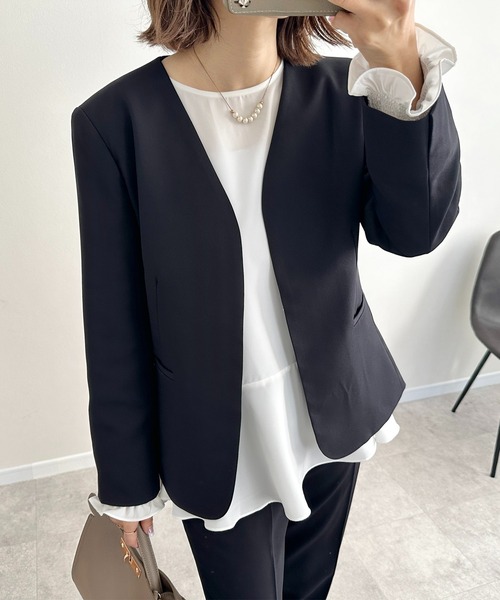 evernavy（エバーネイビー）の「ペプラムブラウス（シャツ/ブラウス・レディース・ホワイト/ブラック/ネイビー・S/M/L）」の5枚目の写真