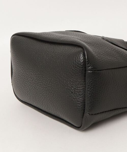 RIPANI(リパーニ)の「【RIPANI/リパーニ】バイカラーストラップレザーマイクロミニボストンバッグ(ショルダーバッグ・レディース・ホワイト/ブラック・FREE)」の18枚目の写真