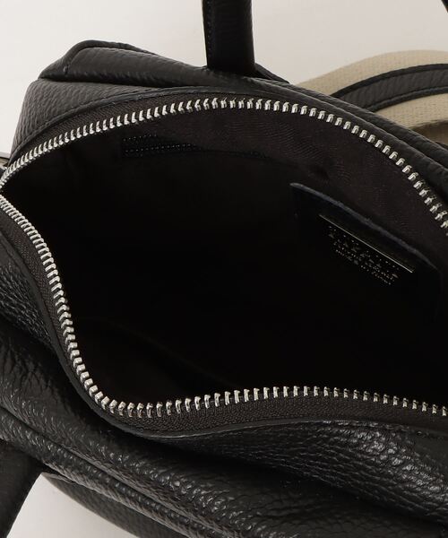 RIPANI(リパーニ)の「【RIPANI/リパーニ】バイカラーストラップレザーマイクロミニボストンバッグ(ショルダーバッグ・レディース・ホワイト/ブラック・FREE)」の19枚目の写真