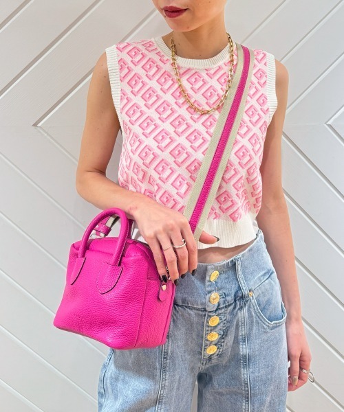 RIPANI(リパーニ)の「【RIPANI/リパーニ】バイカラーストラップレザーマイクロミニボストンバッグ(ショルダーバッグ・レディース・ホワイト/ブラック・FREE)」の7枚目の写真