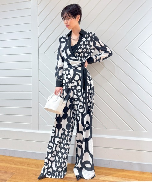 RIPANI(リパーニ)の「【RIPANI/リパーニ】バイカラーストラップレザーマイクロミニボストンバッグ(ショルダーバッグ・レディース・ホワイト/ブラック・FREE)」の14枚目の写真