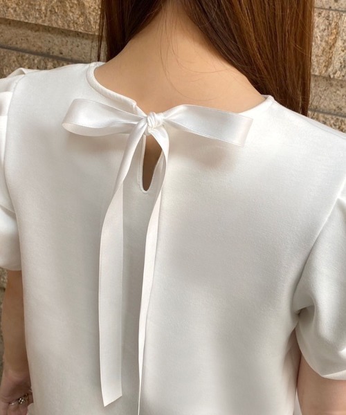 DONOBAN（ドノバン）の「ギャザースリーブフラワートップス（Tシャツ/カットソー・レディース・ブラック/ホワイト・FREE）」の8枚目の写真