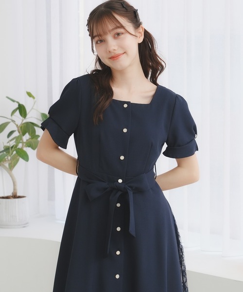 ASTORIA ODIER(アストリアオディール)の「スクエアネックサイドレースワンピース(ワンピース・レディース・サックスブルー/ネイビー/ラベンダー/ベージュ・SMALL/MEDIUM/LARGE)」の18枚目の写真