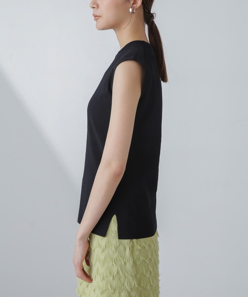 NANO universe（ナノユニバース）の「洗濯機可UVカット接触冷感ノースリーブニット（ニット/セーター・レディース・ライトブルー/ブラック/ホワイト・FREE）」の17枚目の写真