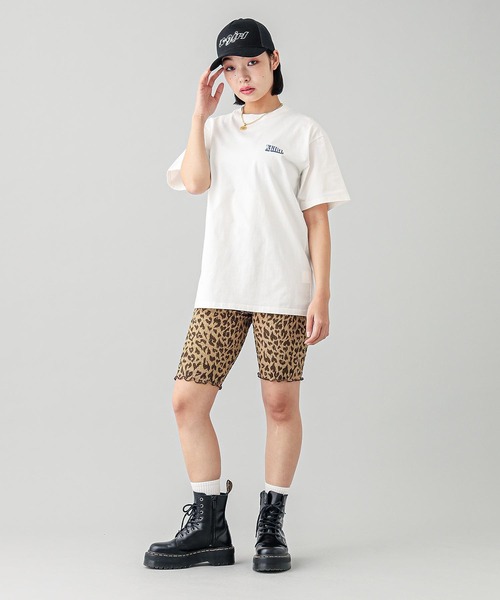 X-girl（エックスガール）の「RHINESTONE LOGO TRUCKER CAP（キャップ・レディース・ブラック/ホワイト・ONE SIZE）」の8枚目の写真