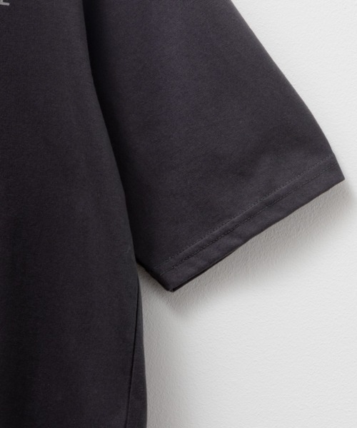 NAVY（ネイビー）の「NAVY 5分袖メッセージTシャツ（Tシャツ/カットソー・レディース・ホワイト/ブルー系その他/チャコールグレー・S/M/L/XL）」の8枚目の写真