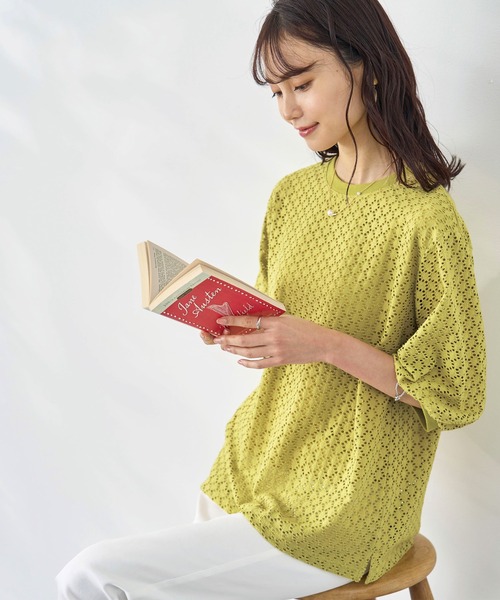 BELLUNA PLUS（ベルーナ）の「ストレッチレース使い美人顔プルオーバー（Tシャツ/カットソー・レディース・イエロー系/ネイビー/ブルー/オフホワイト・LARGE/MEDIUM/SMALL/X-LARGE）」の21枚目の写真
