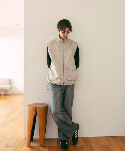 COLIN(コリン)の「COLIN:T/C TWILL STAND VEST / ツイル スタンド ベスト(ベスト・メンズ・オフホワイト/ブラック・M/L)」の3枚目の写真