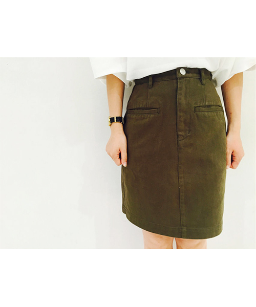 Kastane（カスタネ）の「台形スカート（スカート・レディース・ベージュ/ブルー/カーキ/ブラック・MEDIUM/SMALL）」の4枚目の写真