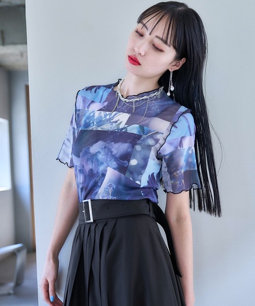 HARE（ハレ）の「フラワーコラージュシアートップス(HARE)（Tシャツ/カットソー・レディース・ブラック/オフホワイト/ブルー/ブラウン・FREE）」の4枚目の写真