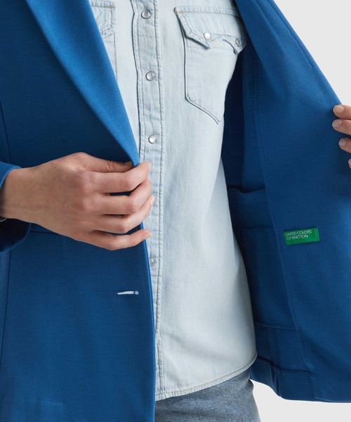 BENETTON (UNITED COLORS OF BENETTON)(ベネトンユナイテッドカラーズオブベネトン)の「ベーシックシングルブレストジャケット(テーラードジャケット・レディース・ブルー/ブラック・36/38/40/42)」の14枚目の写真