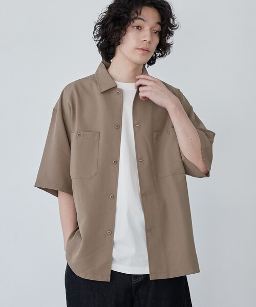 coen(コーエン)の「COMFORTDRYシャツ(WEB限定カラー)(シャツ/ブラウス・メンズ・ベージュ/ブラック/ナチュラル/ロイヤルブルー/ネイビー/グレー・L/M/XL)」の1枚目の写真