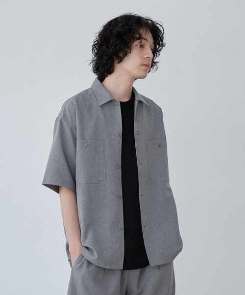 coen(コーエン)の「COMFORTDRYシャツ(WEB限定カラー)(シャツ/ブラウス・メンズ・ベージュ/ブラック/ナチュラル/ロイヤルブルー/ネイビー/グレー・L/M/XL)」の11枚目の写真