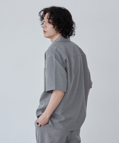 coen(コーエン)の「COMFORTDRYシャツ(WEB限定カラー)(シャツ/ブラウス・メンズ・ベージュ/ブラック/ナチュラル/ロイヤルブルー/ネイビー/グレー・L/M/XL)」の13枚目の写真