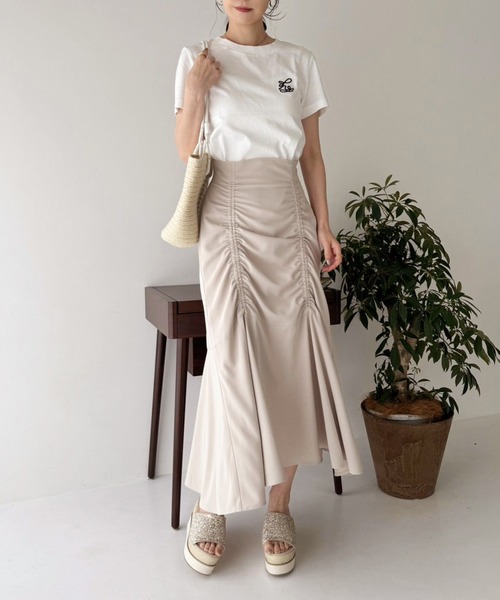 one after another NICE CLAUP(ワンアフターアナザーナイスクラップ)の「【S,Mサイズ展開】長さが変えられる/ドロストスカート(スカート・レディース・ブルー系その他/オフホワイト/ベージュ/ブラック・SMALL/MEDIUM)」の18枚目の写真