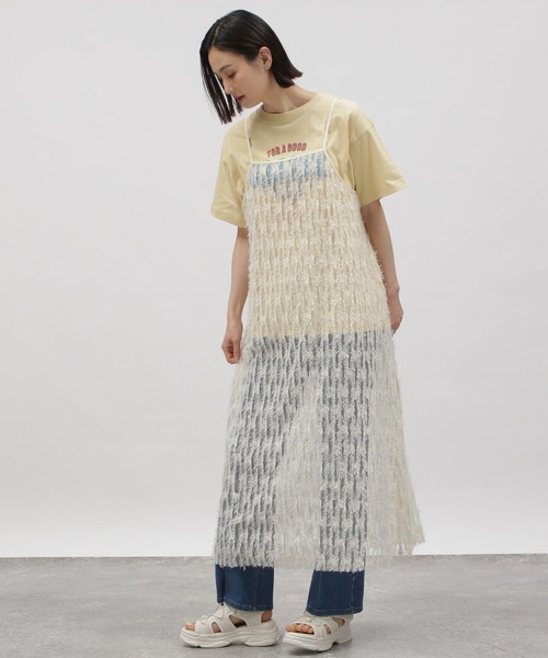 LAKOLE(ラコレ)の「フェザーキャミワンピース / 112940(ワンピース・レディース・ライトブルー/ブラック/アイボリー・FREE)」の6枚目の写真