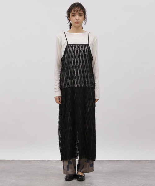 LAKOLE(ラコレ)の「フェザーキャミワンピース / 112940(ワンピース・レディース・ライトブルー/ブラック/アイボリー・FREE)」の4枚目の写真