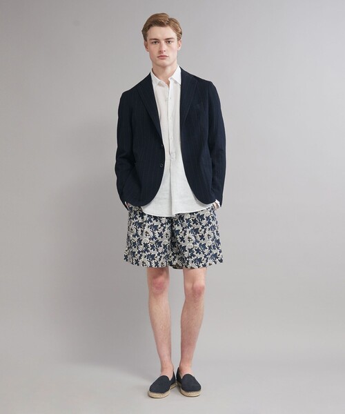 SOVEREIGN（ソブリン）の「＜SOVEREIGN＞ フラワープリント  ショートパンツ（その他パンツ・メンズ・ネイビー・M/L/S）」の2枚目の写真