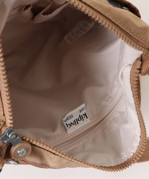 kipling（キプリング）の「【kipling】キプリング　Basic　ARTO　ショルダーバッグ（ショルダーバッグ・レディース・ブラック/ブラック系その他/グレー系その他/ブルー/グレー/ネイビー/レオパード/タン・FREE）」の15枚目の写真