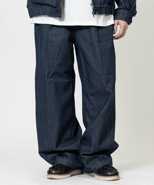 JOHN'S CLOSET(ジョンズクローゼット)の「【13】ワンタックワイドパンツ(デニムパンツ・メンズ・ホワイト/ブラック/ブルー/ブラック系2/ブラウン系1/ブラック系1/ブルー系1・MEDIUM/LARGE)」の7枚目の写真