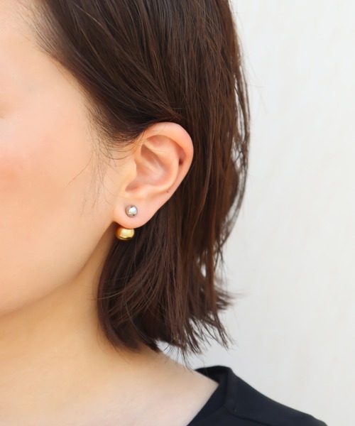 ieLS(イエルズ)の「金属アレルギー対応「ieLS」ステンレス ミックスボールピアス(ピアス(両耳用)・レディース・シルバー×ゴールド・ONE SIZE)」の2枚目の写真