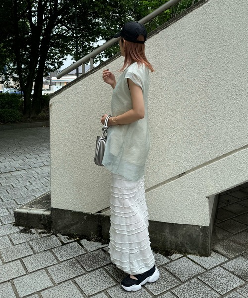 y/m by misato（イムバイミサト）の「シアーレイヤードノースリーブトップス（その他トップス・レディース・アイボリー/グリーン/オフホワイト・FREE）」の11枚目の写真