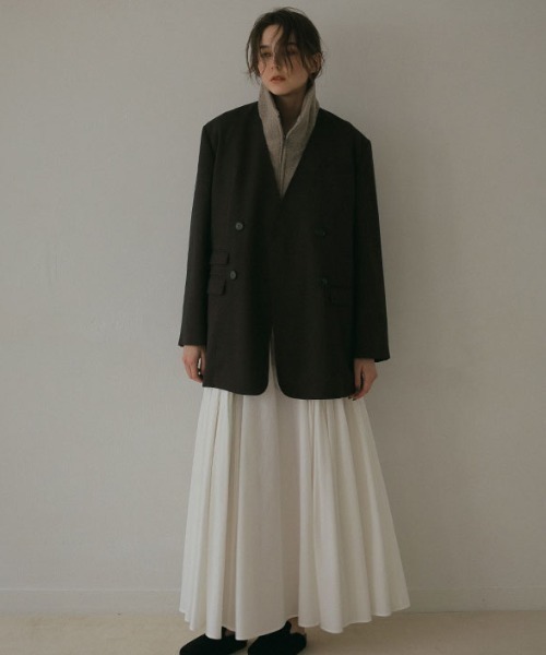 ETRE TOKYO（エトレトウキョウ）の「ノーカラーダブルブレストオーバージャケット（ノーカラージャケット・レディース・ブラウン/ベージュ/ブラック・S/M）」の20枚目の写真