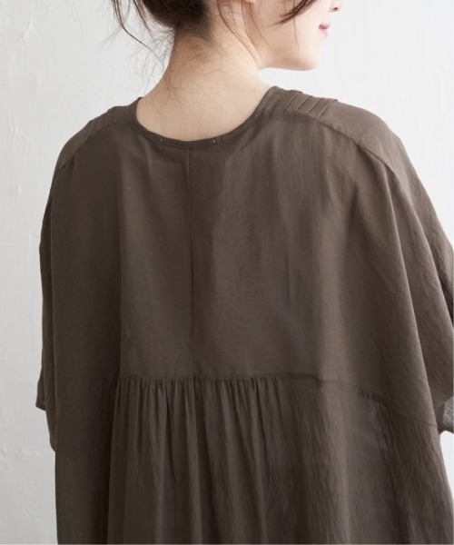 LBC（エルビーシー）の「Vネックピンタックセットワンピース（ワンピース・レディース・ブラック/ブラウン/レッド/ダークオリーブ・M）」の18枚目の写真