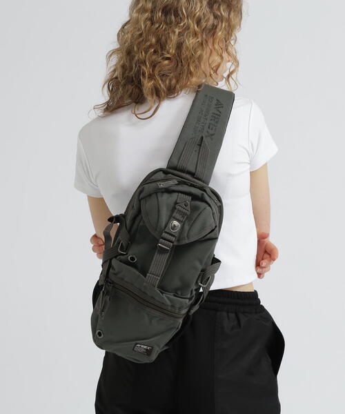 AVIREX（アヴィレックス）の「EAGLE ONE SHOULDER BAG / イーグル ワンショルダーバッグ/AVX305（ショルダーバッグ・メンズ・その他3/ネイビー/ベージュ/カーキ/ブラック・F）」の18枚目の写真