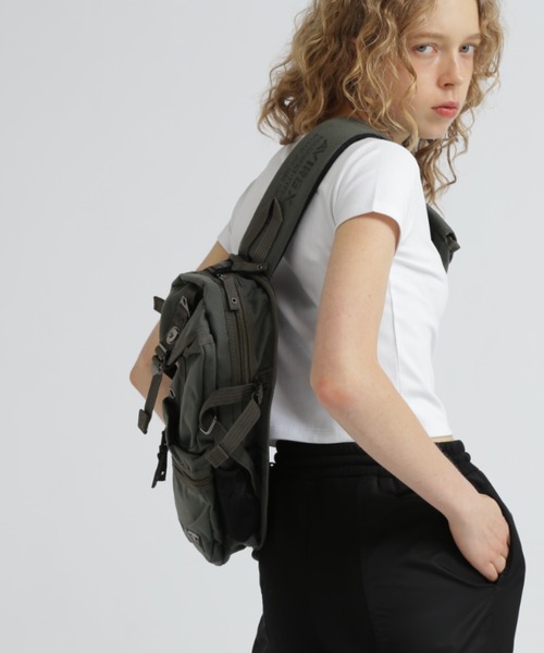 AVIREX（アヴィレックス）の「EAGLE ONE SHOULDER BAG / イーグル ワンショルダーバッグ/AVX305（ショルダーバッグ・メンズ・その他3/ネイビー/ベージュ/カーキ/ブラック・F）」の7枚目の写真