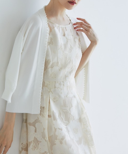 tocco closet(トッコ クローゼット)の「後ろリボン&飾り釦付きオパールフラワープリントワンピース(ワンピース・レディース・グレイッシュブルー/ライトベージュ・M)」の12枚目の写真