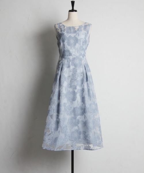 tocco closet(トッコ クローゼット)の「後ろリボン&飾り釦付きオパールフラワープリントワンピース(ワンピース・レディース・グレイッシュブルー/ライトベージュ・M)」の22枚目の写真