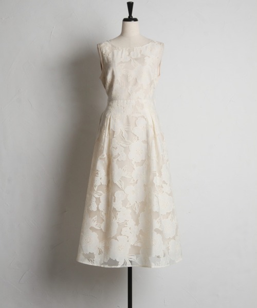 tocco closet(トッコ クローゼット)の「後ろリボン&飾り釦付きオパールフラワープリントワンピース(ワンピース・レディース・グレイッシュブルー/ライトベージュ・M)」の21枚目の写真