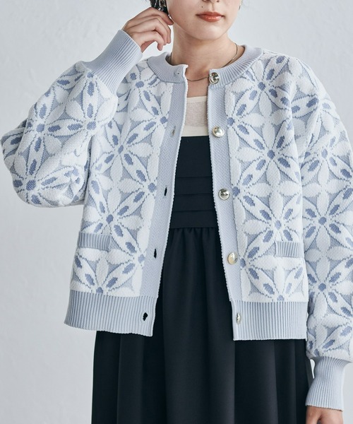 RANAN(ラナン)の「花柄モールジャカードカーデ(カーディガン/ボレロ・レディース・ベージュ/ブルー系・L/M/LL)」の19枚目の写真