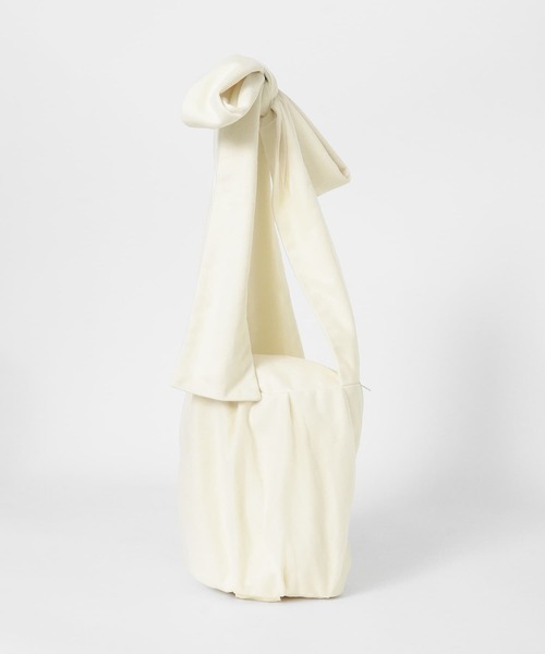 KBF（ケイビーエフ）の「マルチWAYチュールドッキングBAG（ショルダーバッグ・レディース・アイボリー/グレー系その他/ブラック・ONE）」の13枚目の写真