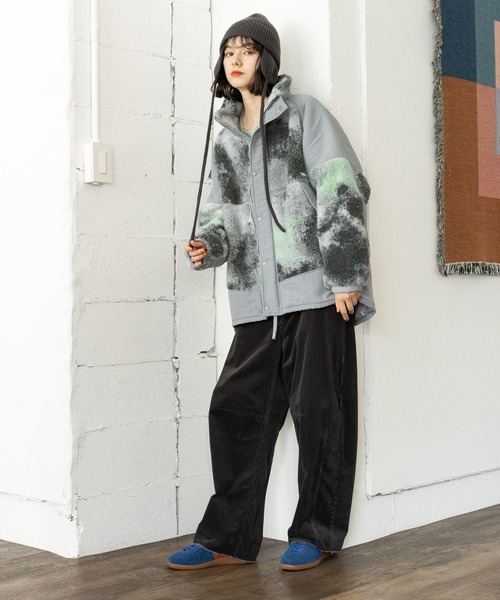 niko and...(ニコアンド)の「スポーティースタンドボアジャケット(ブルゾン・レディース・オレンジ/チャコール/ライトグレー/クリーム/グレー・MEDIUM/LARGE)」の14枚目の写真