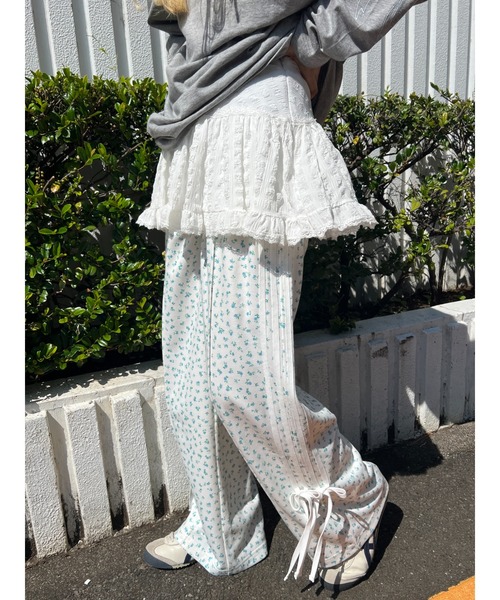 WC（ダブル シー）の「リトルフラワースウェットトラックパンツ（スウェットパンツ・レディース・ピンク/サックスブルー・FREE）」の4枚目の写真