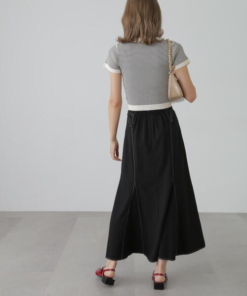 FREE'S MART（フリーズマート）の「[低身長サイズ/Sシリーズ]配色ステッチサイドベルトマーメイドスカート（スカート・レディース・ベージュ/ブラック/ピンク・X-SMALL/SMALL/MEDIUM）」の4枚目の写真