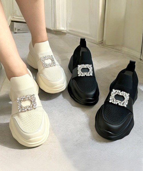 Julia Boutique（ジュリアブティック）の「【22-24.5cm】 ビジュー付き厚底スニーカー（スニーカー・レディース・ブラック/アイボリー・35/36/37/38/39/40）」の21枚目の写真