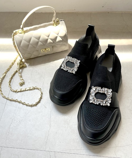 Julia Boutique（ジュリアブティック）の「【22-24.5cm】 ビジュー付き厚底スニーカー（スニーカー・レディース・ブラック/アイボリー・35/36/37/38/39/40）」の14枚目の写真