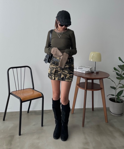SHAGGIE(シャギー)の「シアーチュールレイヤードロングスリーブトップス(Tシャツ/カットソー・レディース・ブラック/ボルドー/ベージュ・FREE)」の6枚目の写真