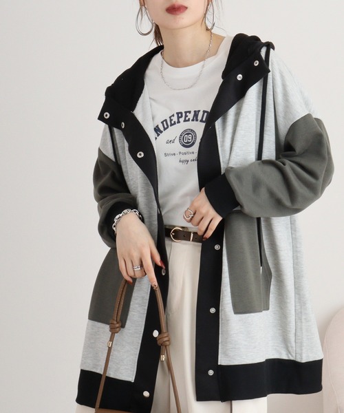 myke(ミーカ)の「myke 裏毛ハイネックフード付きロングパーカー(パーカー・レディース・ブラック/マルチ/オートミール・M)」の3枚目の写真