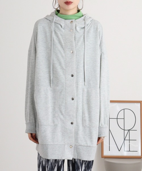 myke(ミーカ)の「myke 裏毛ハイネックフード付きロングパーカー(パーカー・レディース・ブラック/マルチ/オートミール・M)」の10枚目の写真