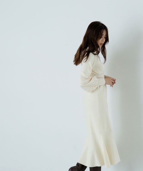 NATURAL BEAUTY BASIC(ナチュラルビューティーベーシック)の「◇フーディーニットワンピース(ワンピース・レディース・ネイビー/オフホワイト/チャコールグレー・MEDIUM)」の16枚目の写真